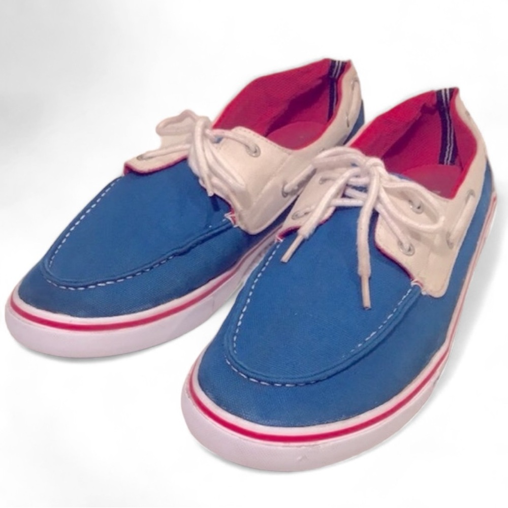 Nautica Galley cotton canvas boat shoe. Sz…